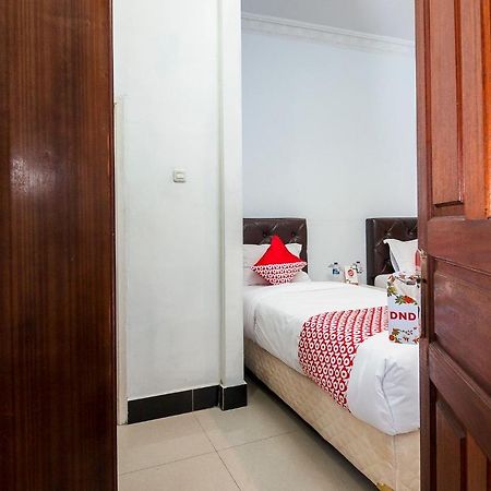 Oyo 1520 Hotel Kartini Tarutung Luaran gambar