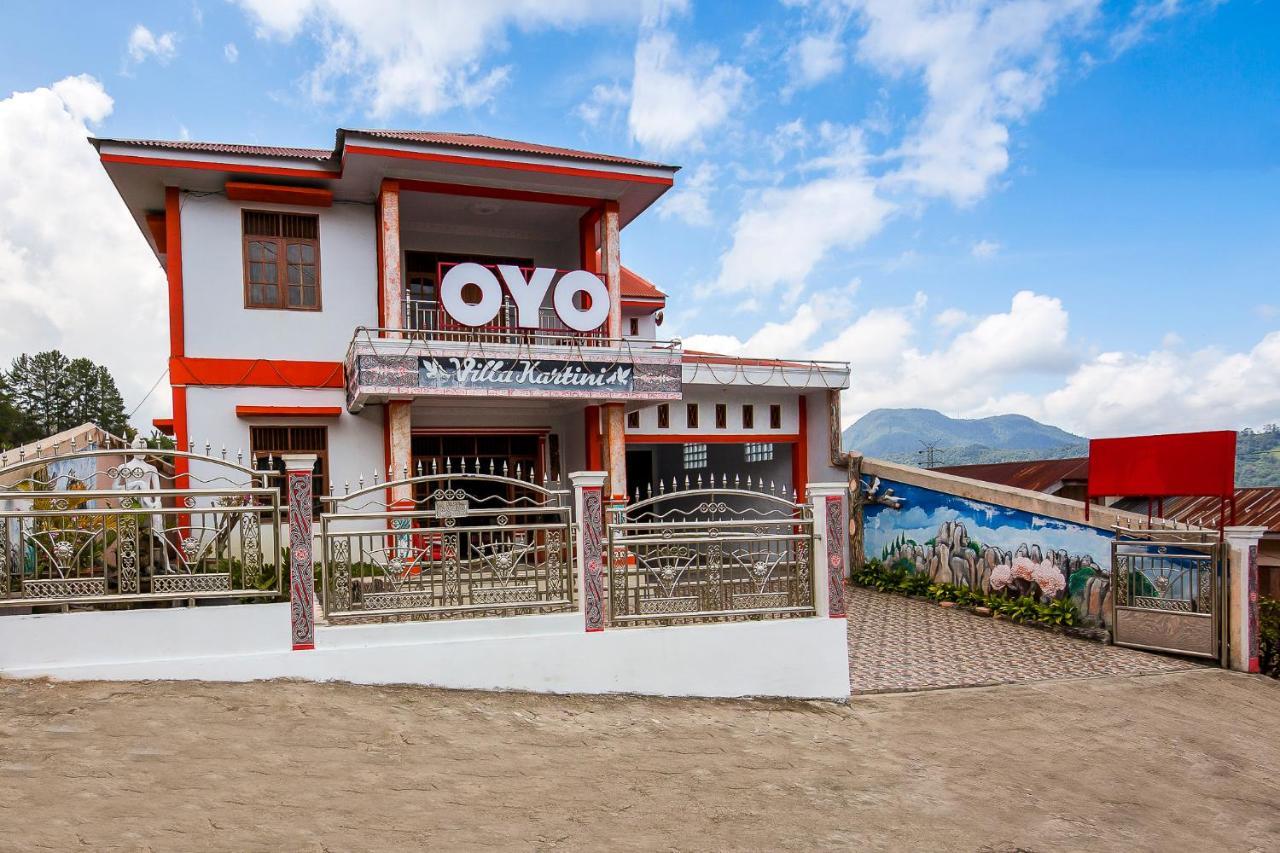Oyo 1520 Hotel Kartini Tarutung Luaran gambar